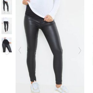 PRETTYLITTLETHING Maternity Black Skinny Jeans